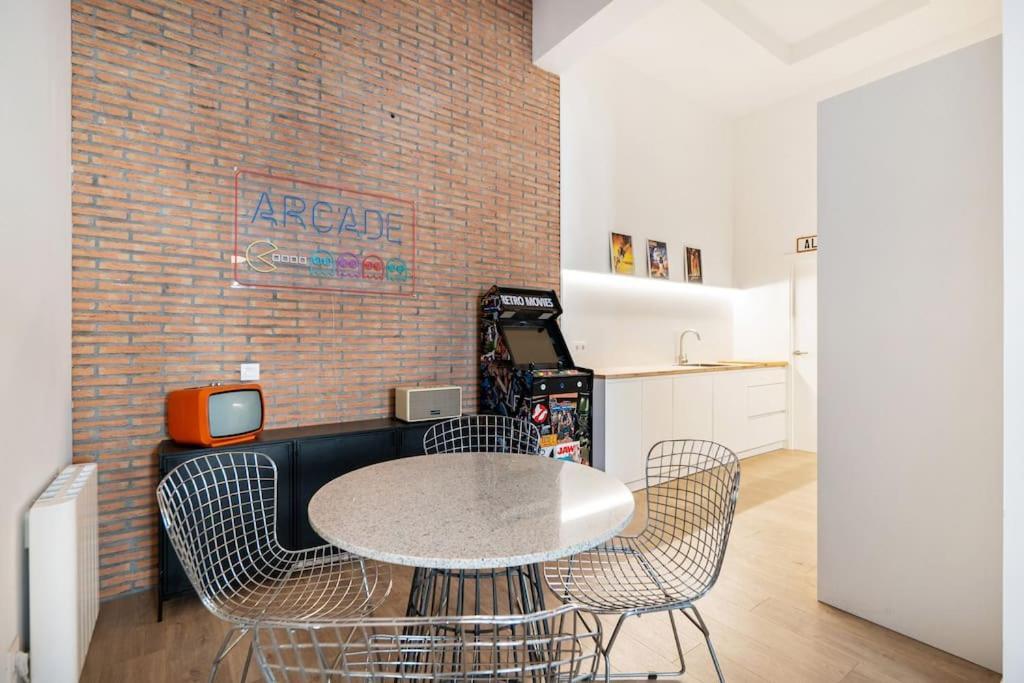 Bowie House - Madrid River-A-Salvad Экстерьер фото